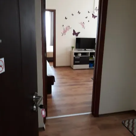 Maria Aparthotel *